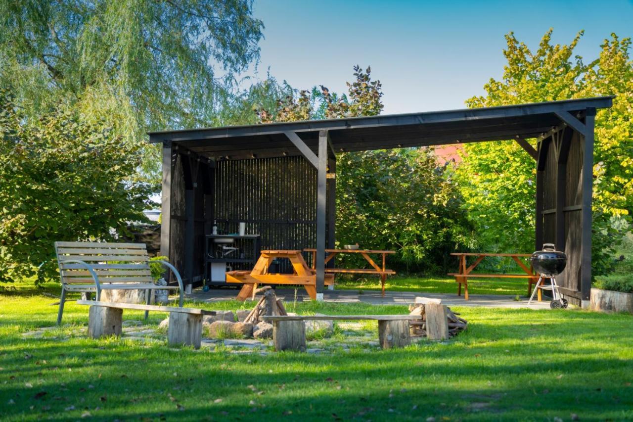 Dom W Domu - Izera Glamping Bed and Breakfast Gajowka  Buitenkant foto