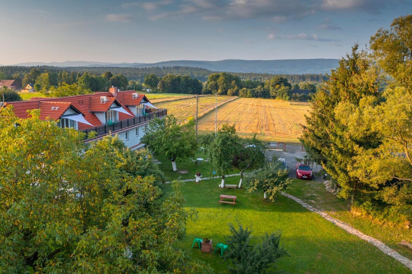 Dom W Domu - Izera Glamping Bed and Breakfast Gajowka  Buitenkant foto