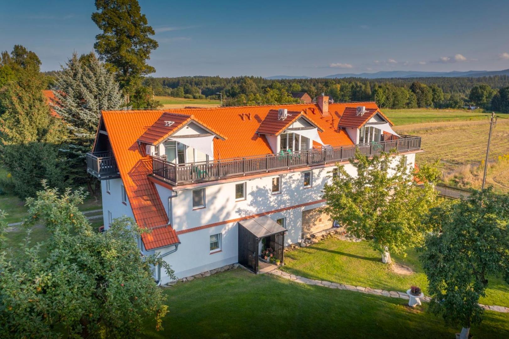 Dom W Domu - Izera Glamping Bed and Breakfast Gajowka  Buitenkant foto