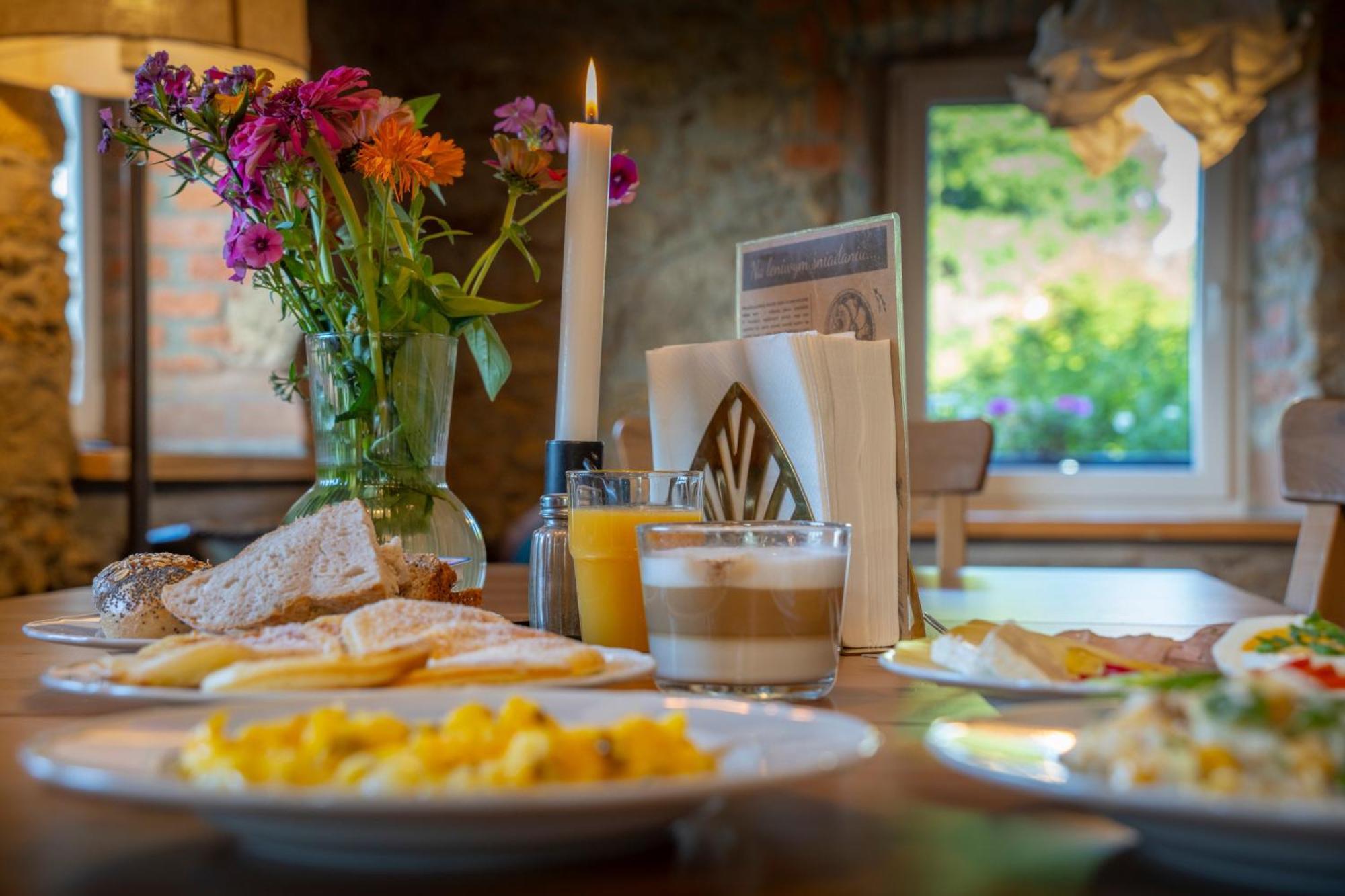 Dom W Domu - Izera Glamping Bed and Breakfast Gajowka  Buitenkant foto