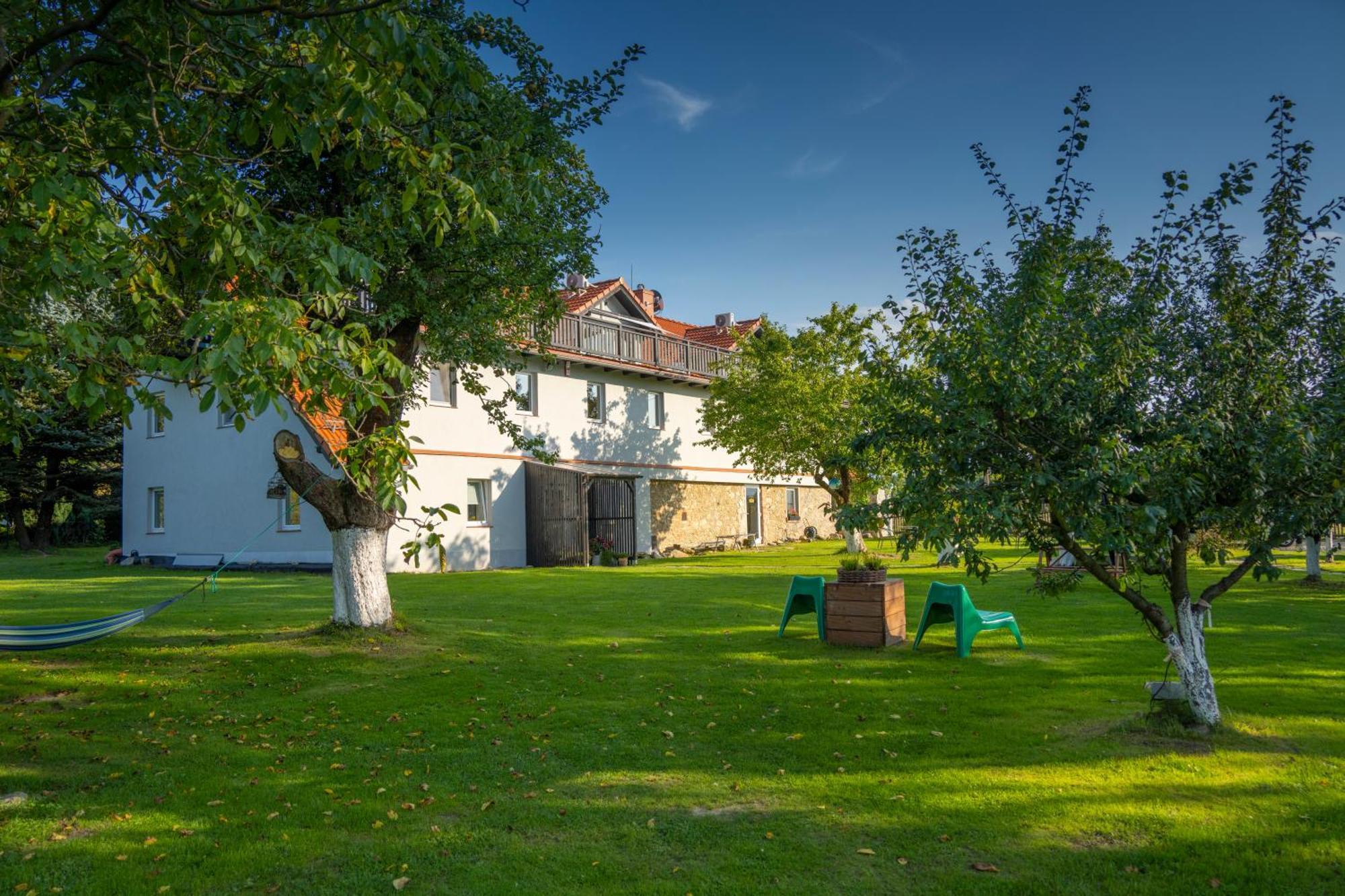 Dom W Domu - Izera Glamping Bed and Breakfast Gajowka  Buitenkant foto
