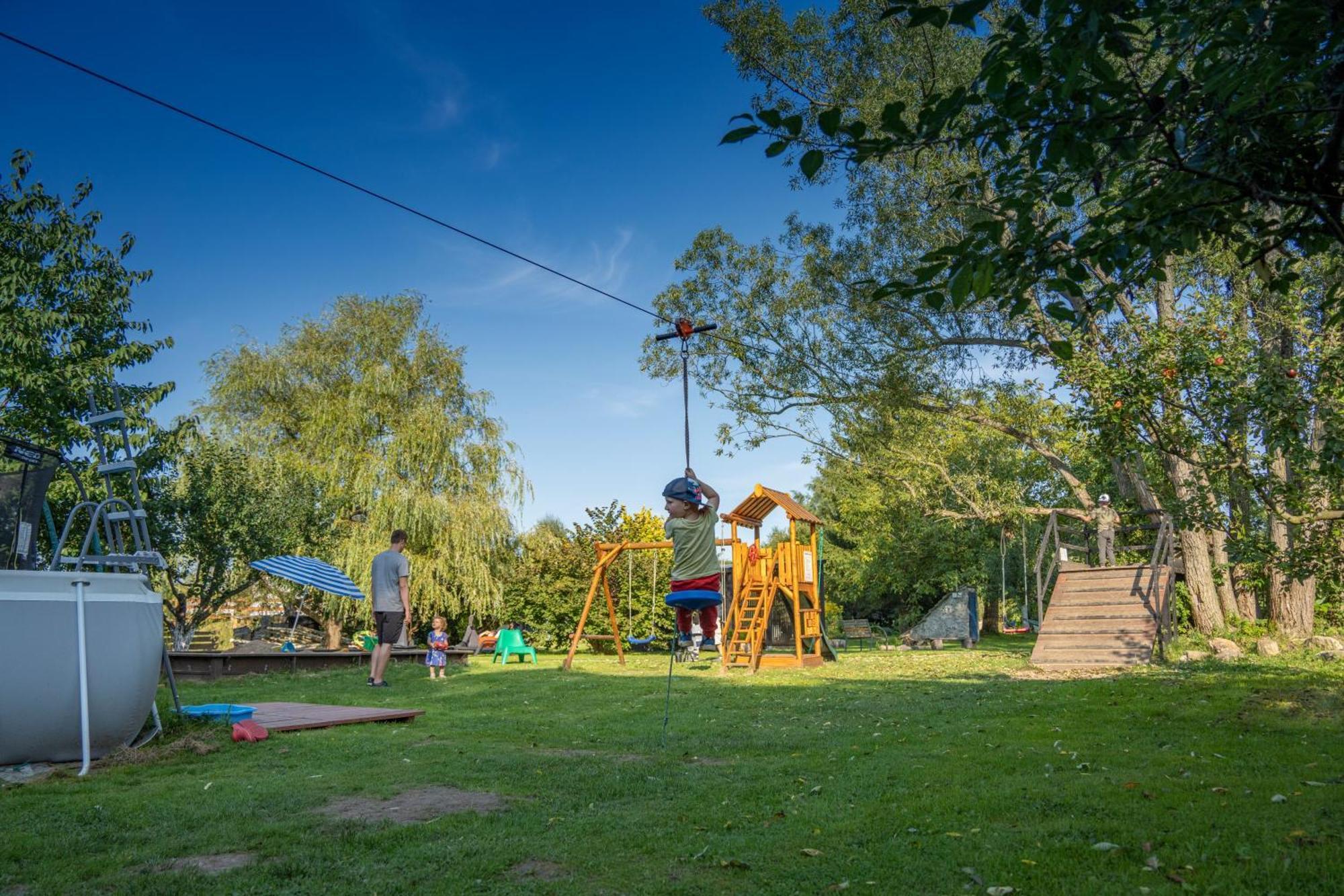 Dom W Domu - Izera Glamping Bed and Breakfast Gajowka  Buitenkant foto