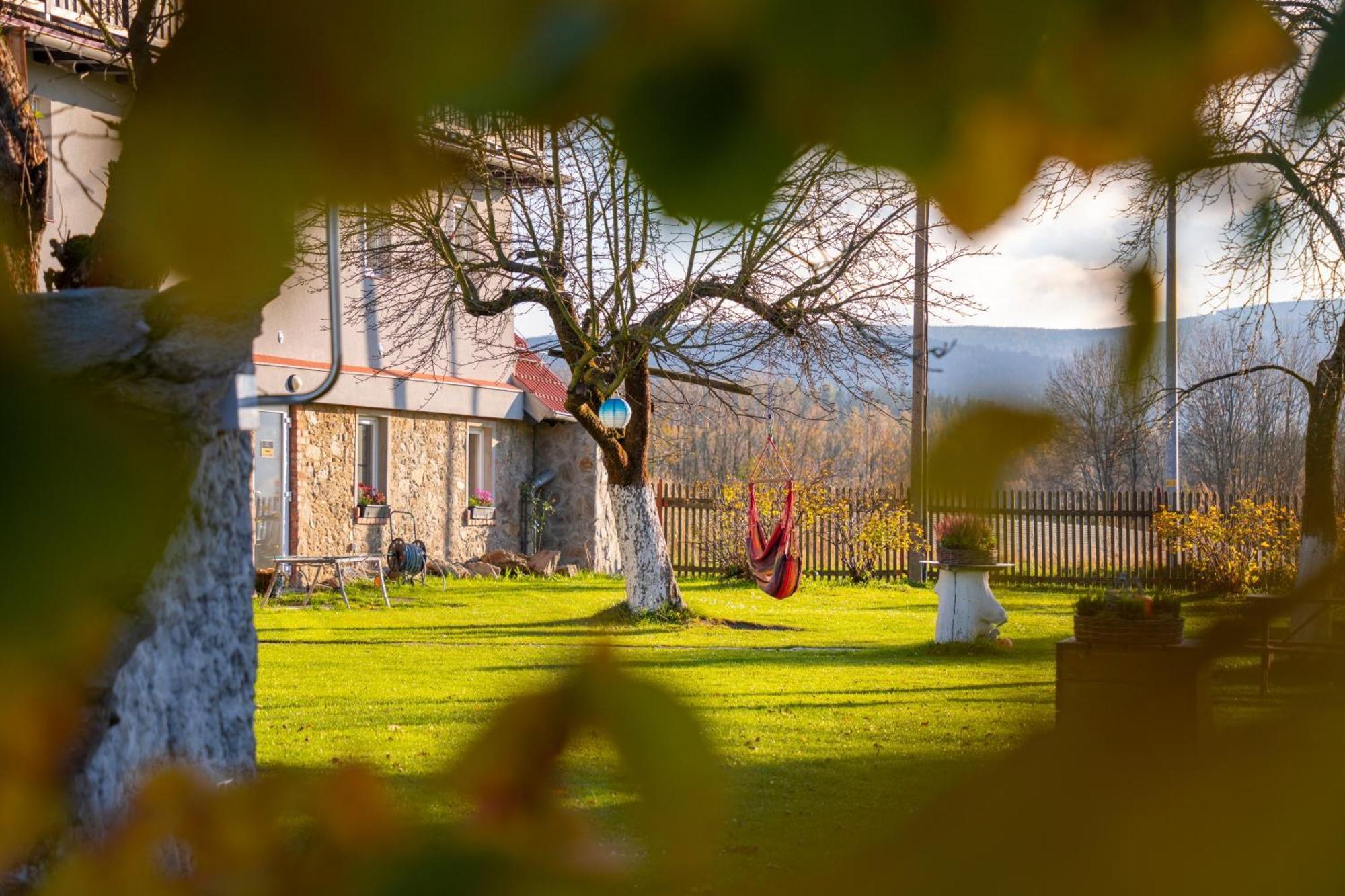 Dom W Domu - Izera Glamping Bed and Breakfast Gajowka  Buitenkant foto