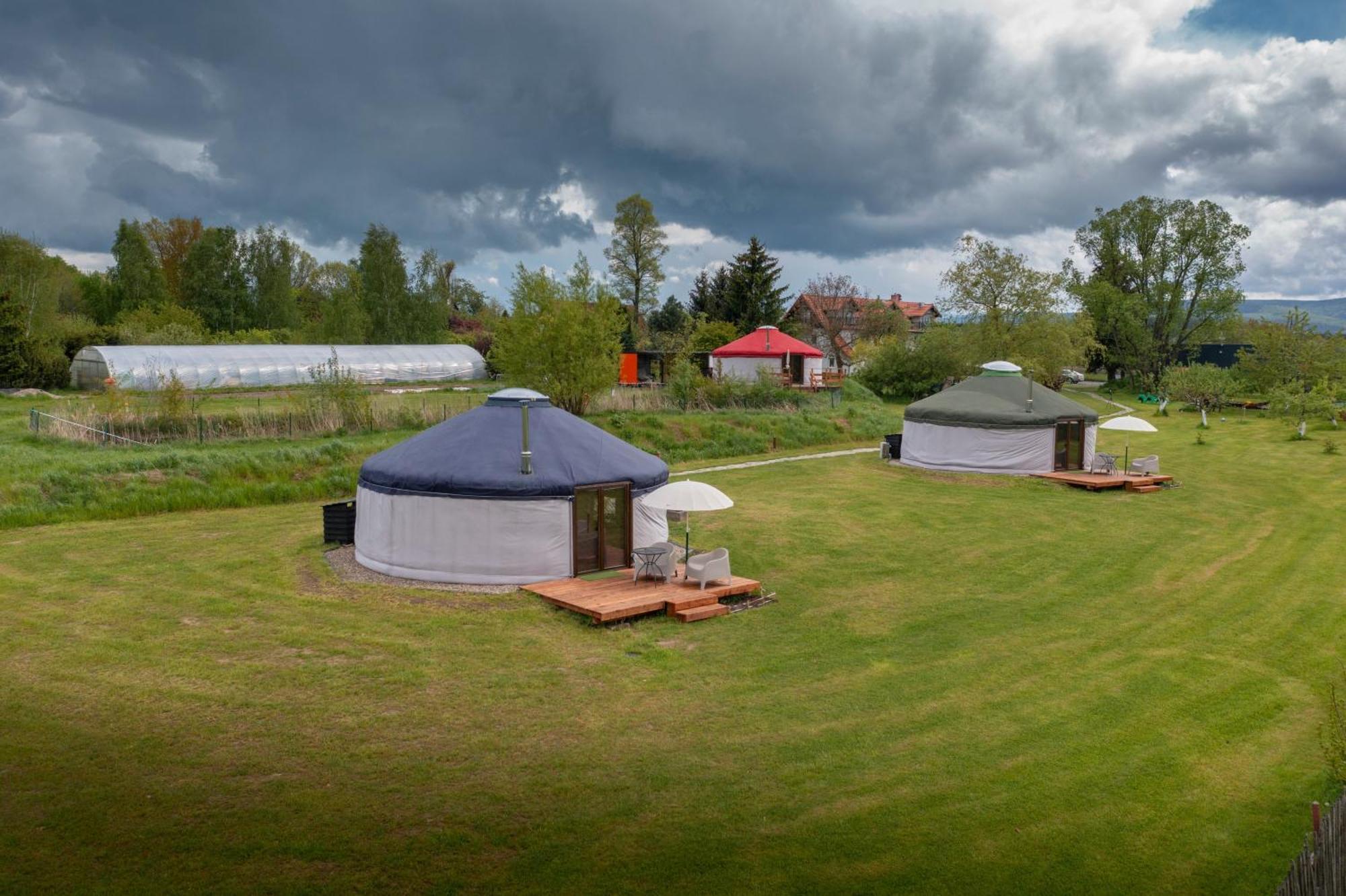 Dom W Domu - Izera Glamping Bed and Breakfast Gajowka  Buitenkant foto