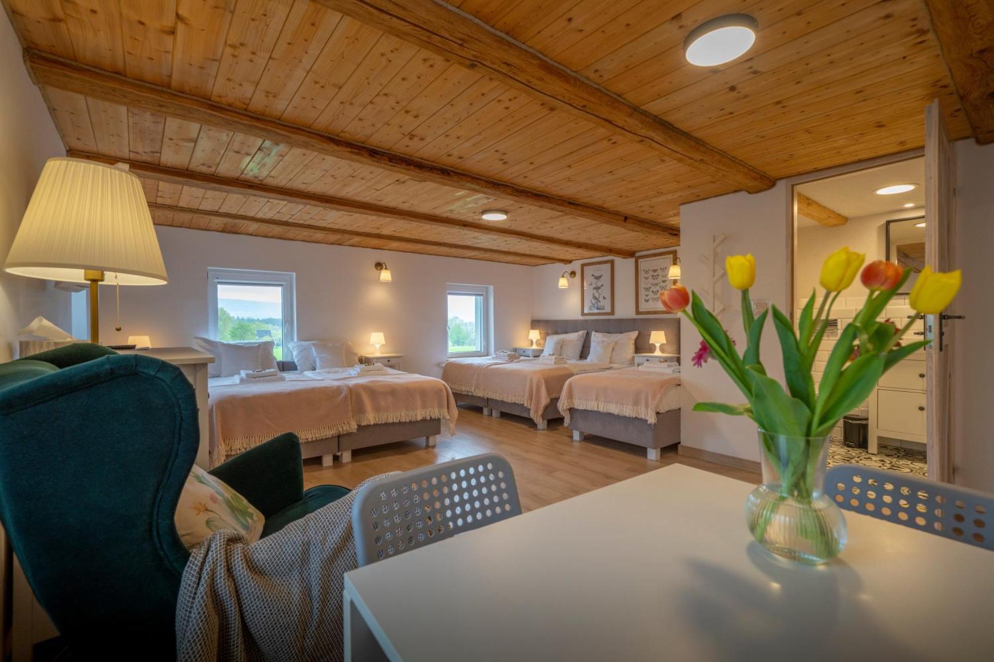 Dom W Domu - Izera Glamping Bed and Breakfast Gajowka  Buitenkant foto