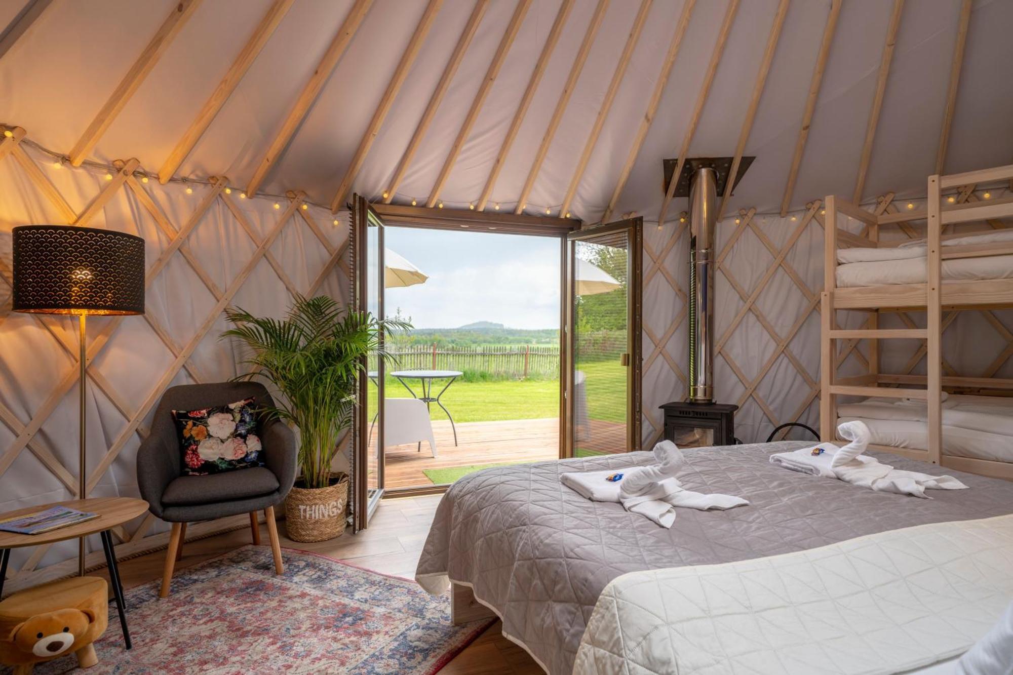 Dom W Domu - Izera Glamping Bed and Breakfast Gajowka  Kamer foto