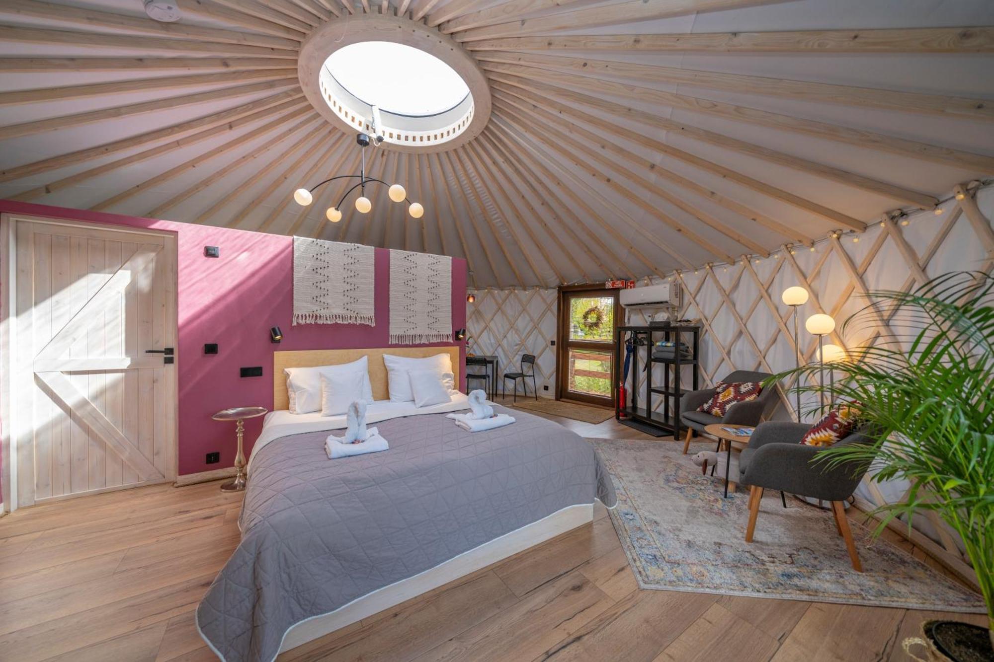 Dom W Domu - Izera Glamping Bed and Breakfast Gajowka  Kamer foto